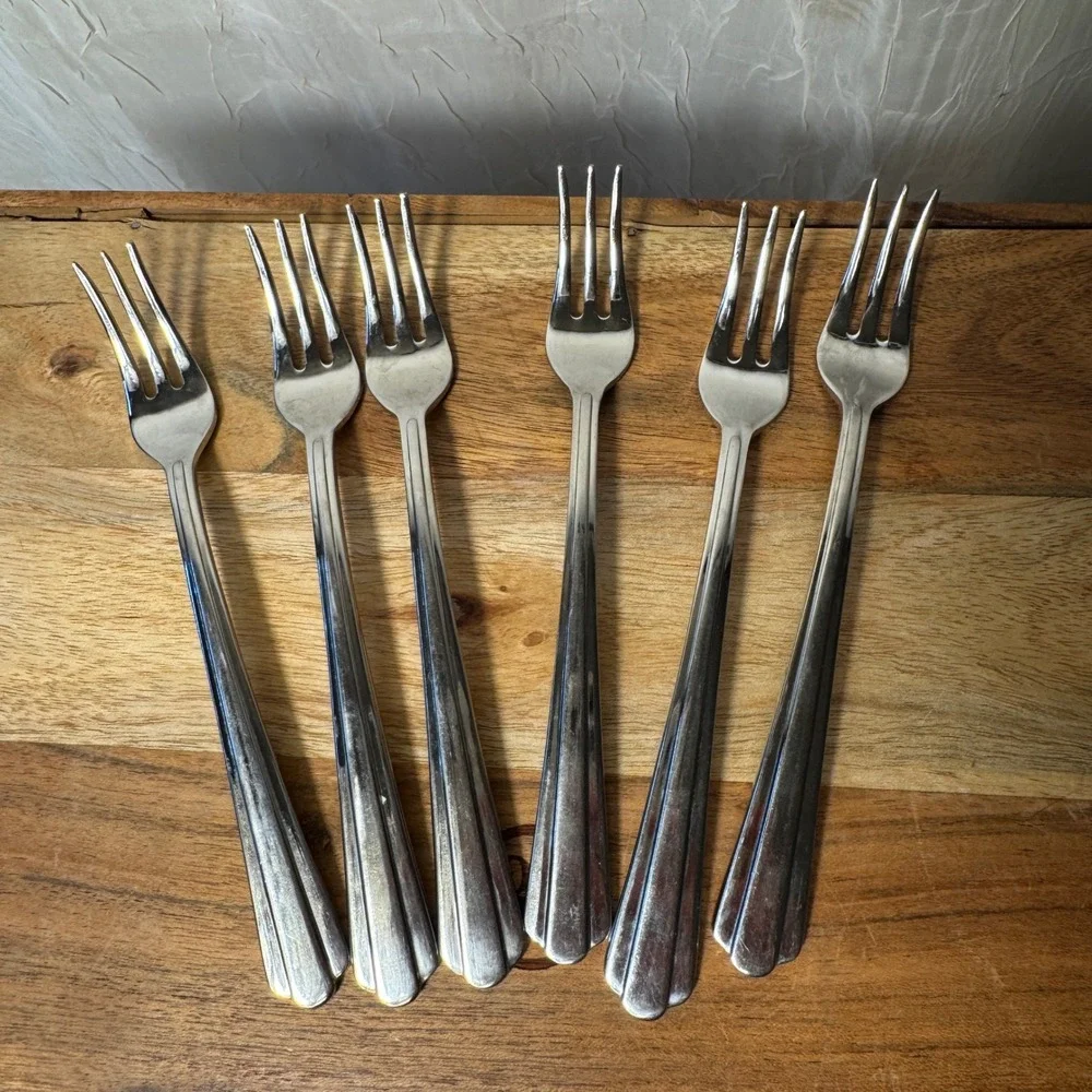 Hampton Silversmiths Cocktail Forks Set of 6 Silver 18/10 Stainless Fan Handle